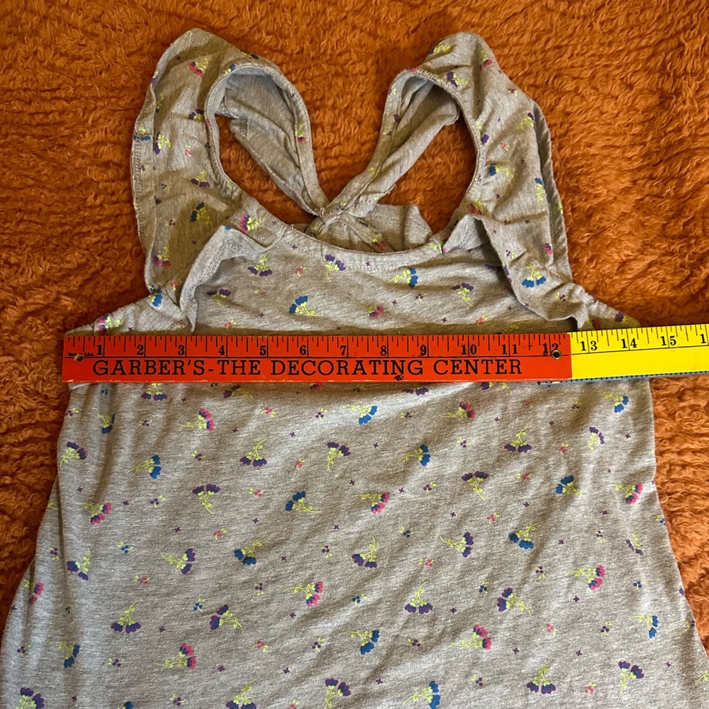 🌸 $3 if bundled - Girl’s XL (14 - 16) Tank with flutter straps and cute back - Picture 6 of 7